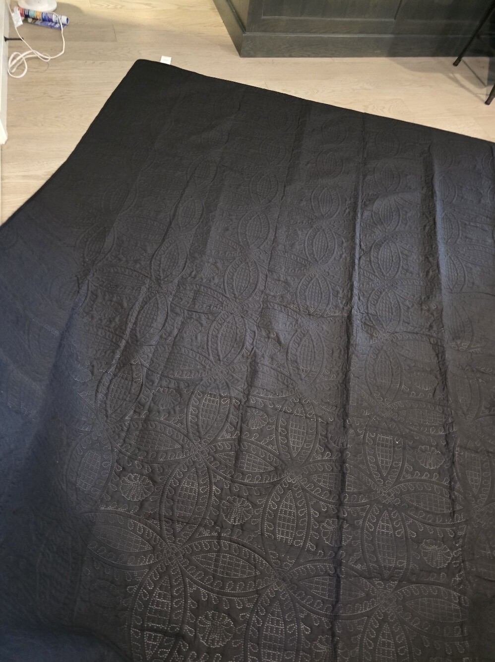 Black Quilted Decorative Bedspread - Textured Pattern
